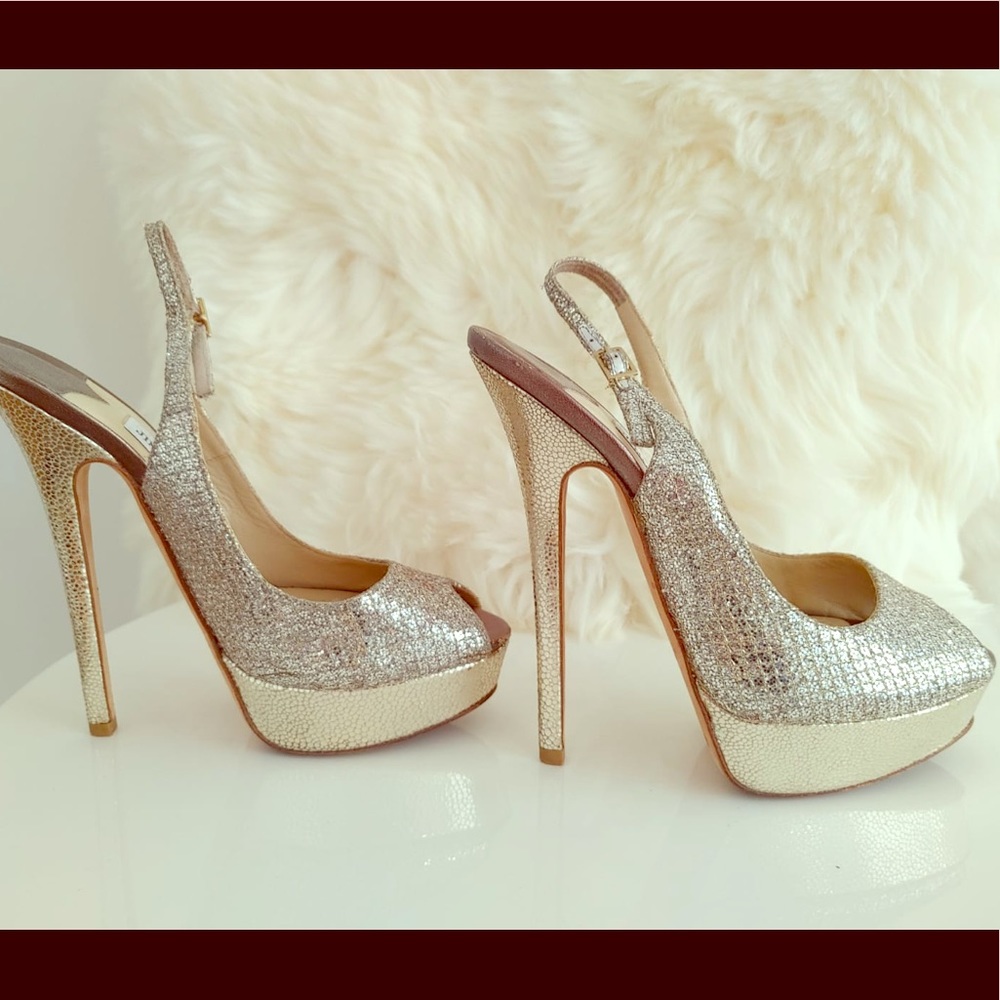 Jimmy Choo Silver Glitter Fabric Platform Peep Toe